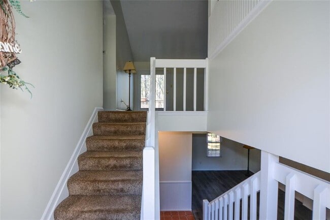 Building Photo - 115 Arborfield Way