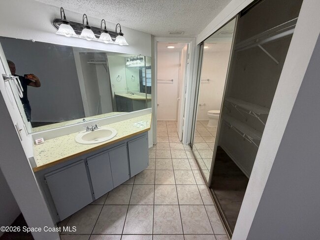 Building Photo - 975 Sonesta Ave NE