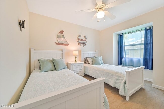 Building Photo - 8475 Charter Club Cir