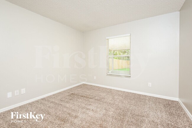 Building Photo - 6363 Brack St