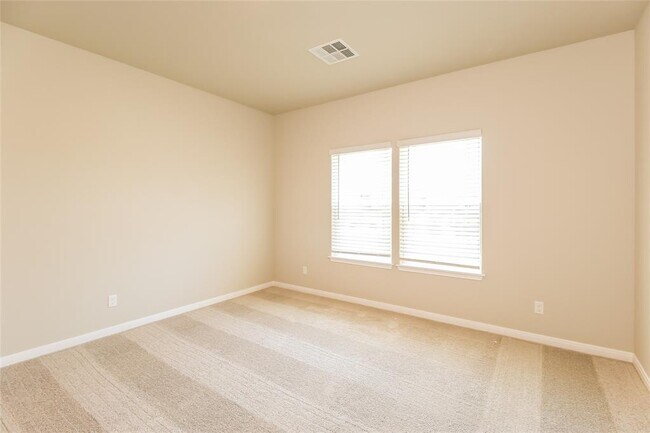 Building Photo - 1607 Crimson Lake Blvd