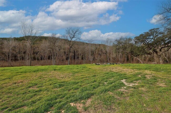 Building Photo - 7001 Ranch Rd 2222