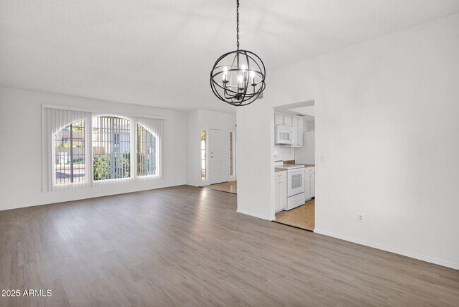 Building Photo - 3623 E Oraibi Dr