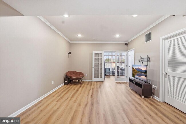 Building Photo - 15058 Danehurst Cir