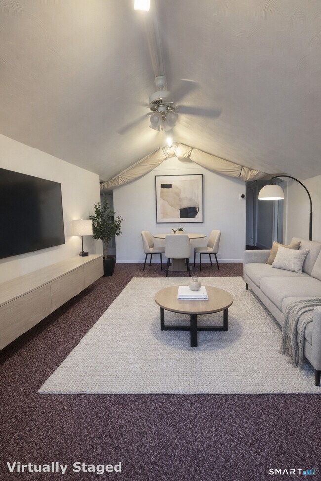 Building Photo - 466 Derby Ave