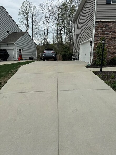 EXTENDED DRIVEWAY - 5519 Tag Alder Ter