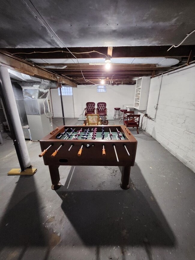 Building Photo - Beautiful Cleveland Heights Home – Prime Location