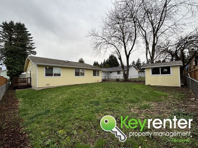 Building Photo - Newly Remodeled 3 Bedroom Home for Rent in Tacoma with Backyard and Garage!