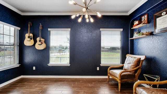 Building Photo - 26207 Lost Creek Way