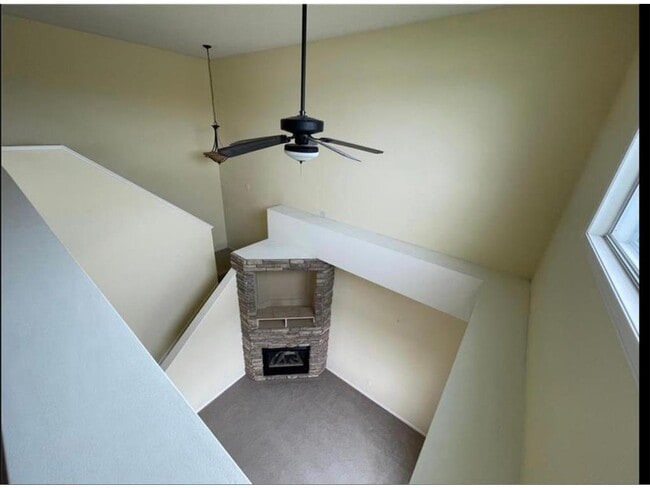 Building Photo - 10986 Isanti Ct NE