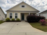 Building Photo - Home is located in Avendale-Rocky Point address but Topsail School District