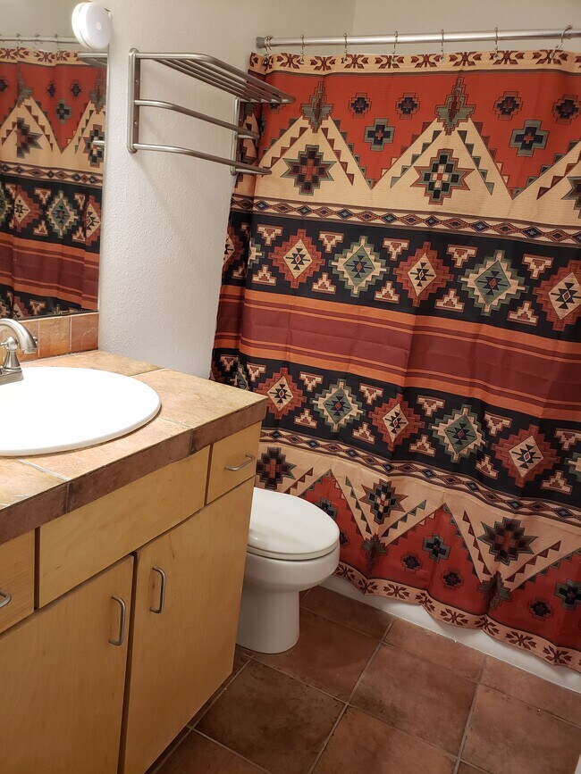 Building Photo - 941 Calle Mejia