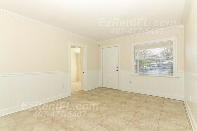 Building Photo - 5632 Lunsford Dr