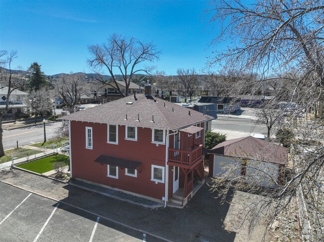 Building Photo - 108 N Mt Vernon Ave