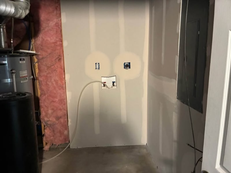 Building Photo - 520 E 600 S