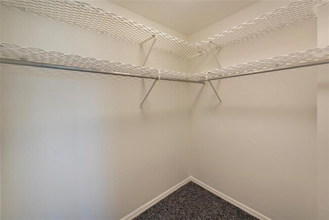 Building Photo - 3101 NE 47th Ct