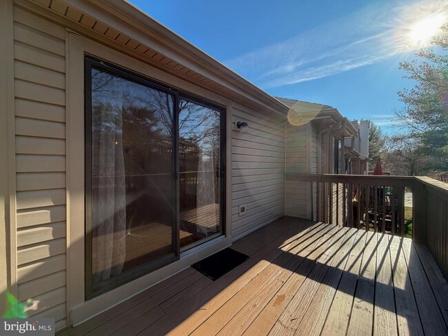 Building Photo - 814 Pritchard Pl