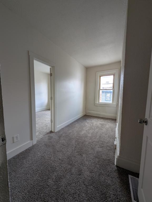 Building Photo - 257 37th St