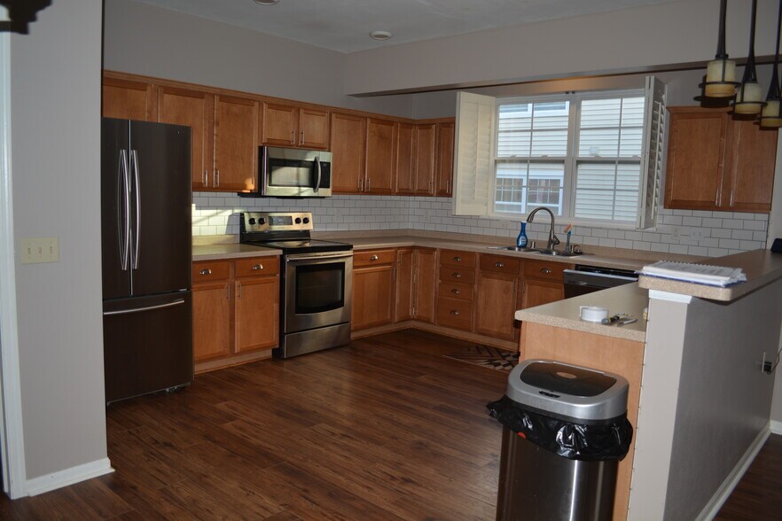 Building Photo - 3064 Triumph Dr