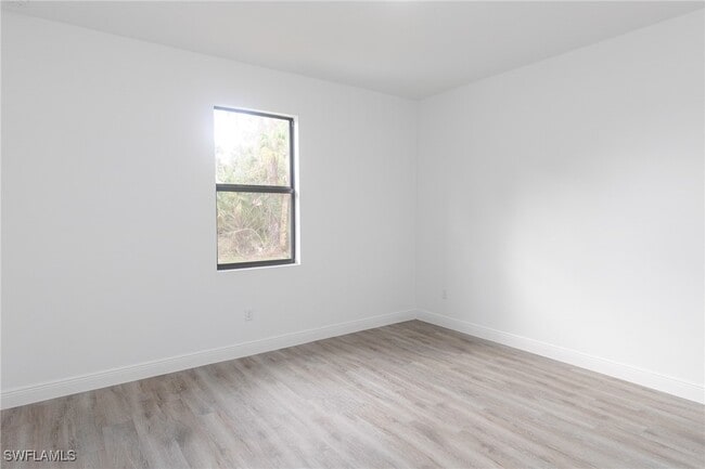 Building Photo - 5023 N Dogwood Cir