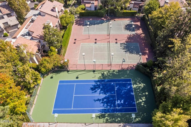 Building Photo - 21931 Burbank Blvd