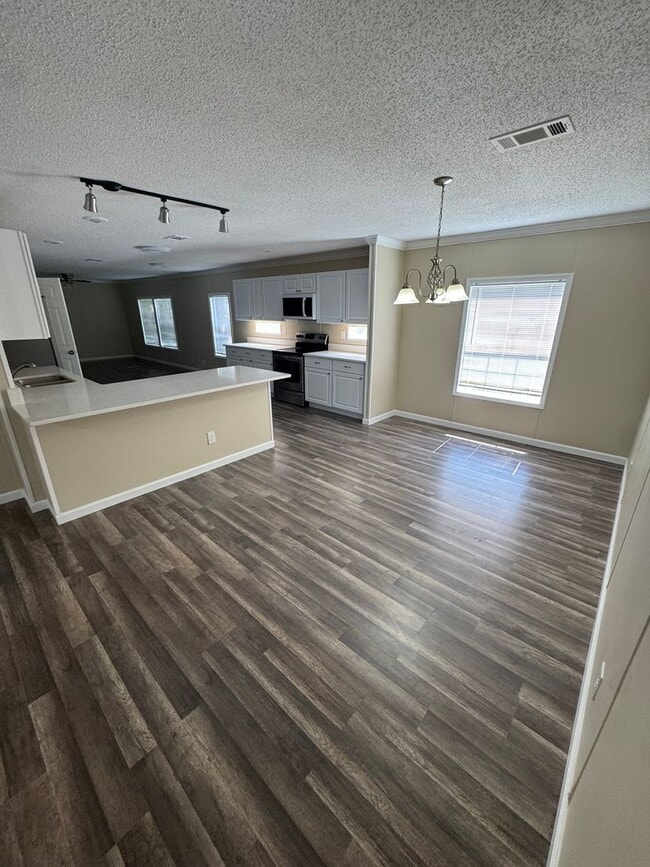 Building Photo - Navarre Home for rent!