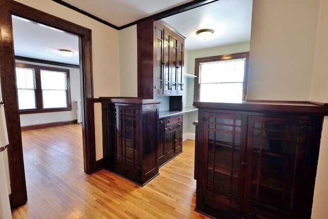 Building Photo - Goodrich Ave Villas