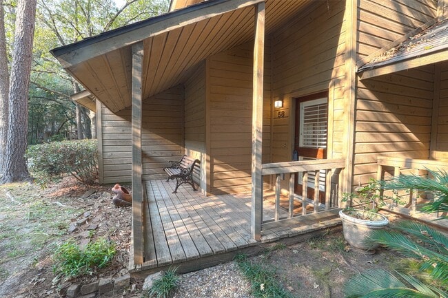 Building Photo - 58 Cokeberry Ct
