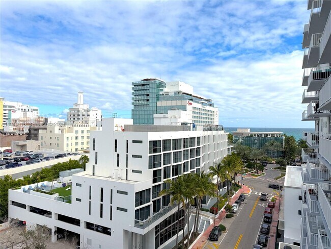 Building Photo - 2829 Indian Creek Dr