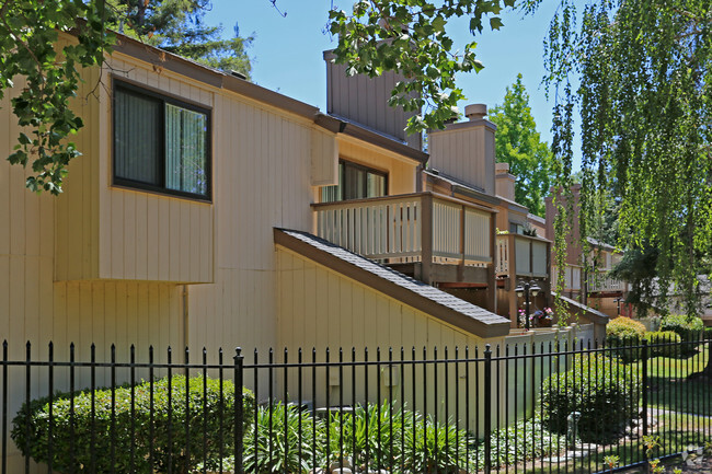 Alicante Villas - 2480 Sierra Blvd Sacramento CA 95825 | Apartment Finder