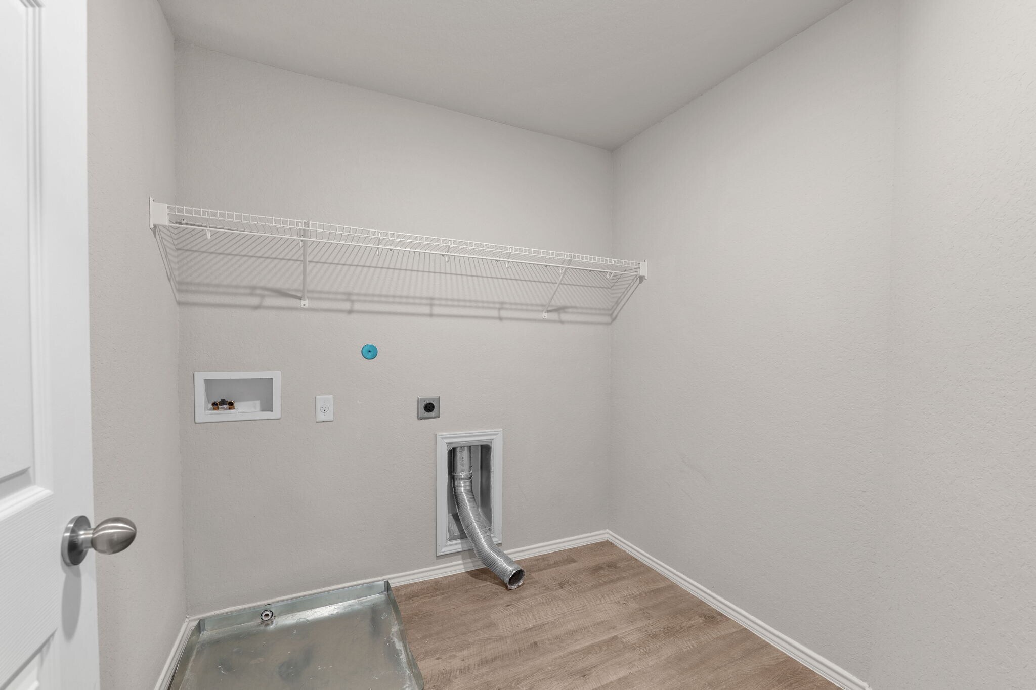 Building Photo - 3452 Redbud Grv