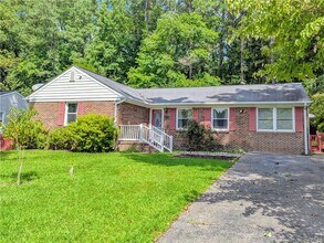 Building Photo - 111 King William Dr