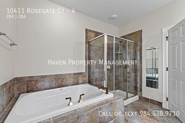 Building Photo - 10411 Rosegate Ct