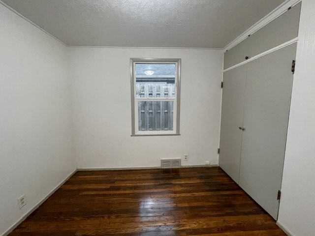 Building Photo - 2229 Parkview Pl