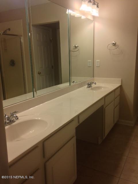 Building Photo - 11141 Castlemain Cir S