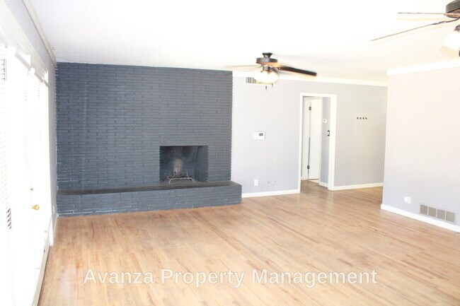 Building Photo - Home for Rent  3 Bed/1 Bath - 1,847 Sq Ft.  Rent: $2,195/month  Deposit: $2,295 Hoover High Region