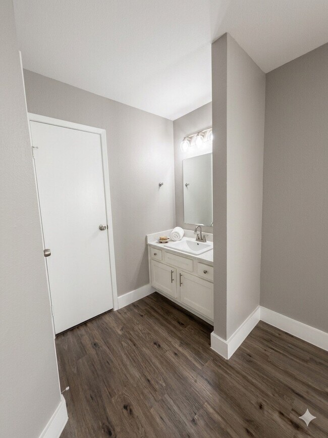 Building Photo - 12611 Ashford Meadow Dr