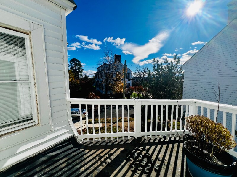 Building Photo - 503 Hanover St