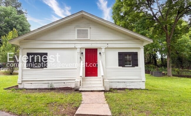 Building Photo - 630 77th St S