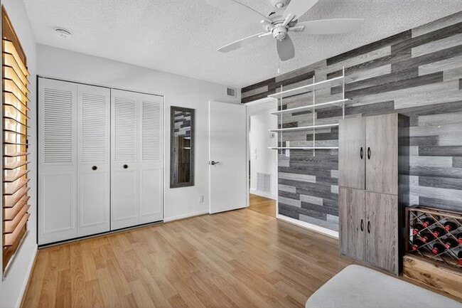 Building Photo - 448 Franconia Cir