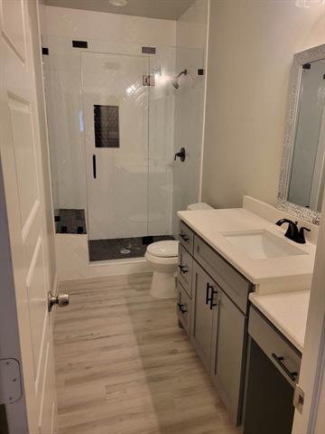 Building Photo - 2751 E 1st St