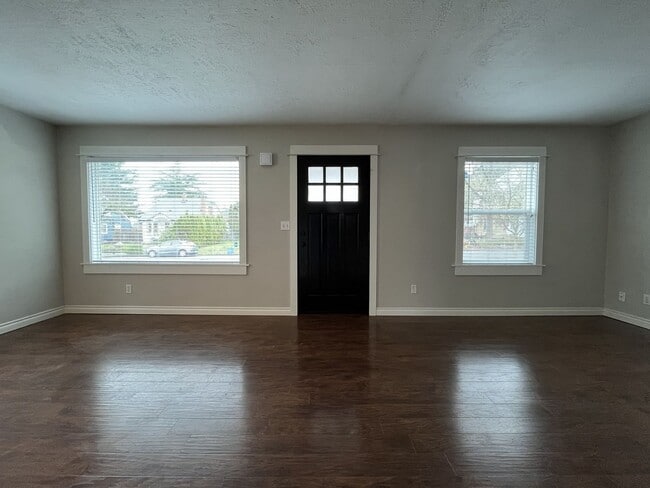 Building Photo - 8001 N Woolsey Ave