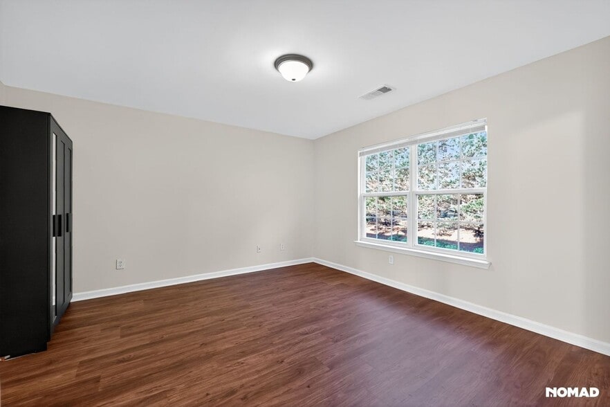 Building Photo - 2425 Ivey Crest Cir