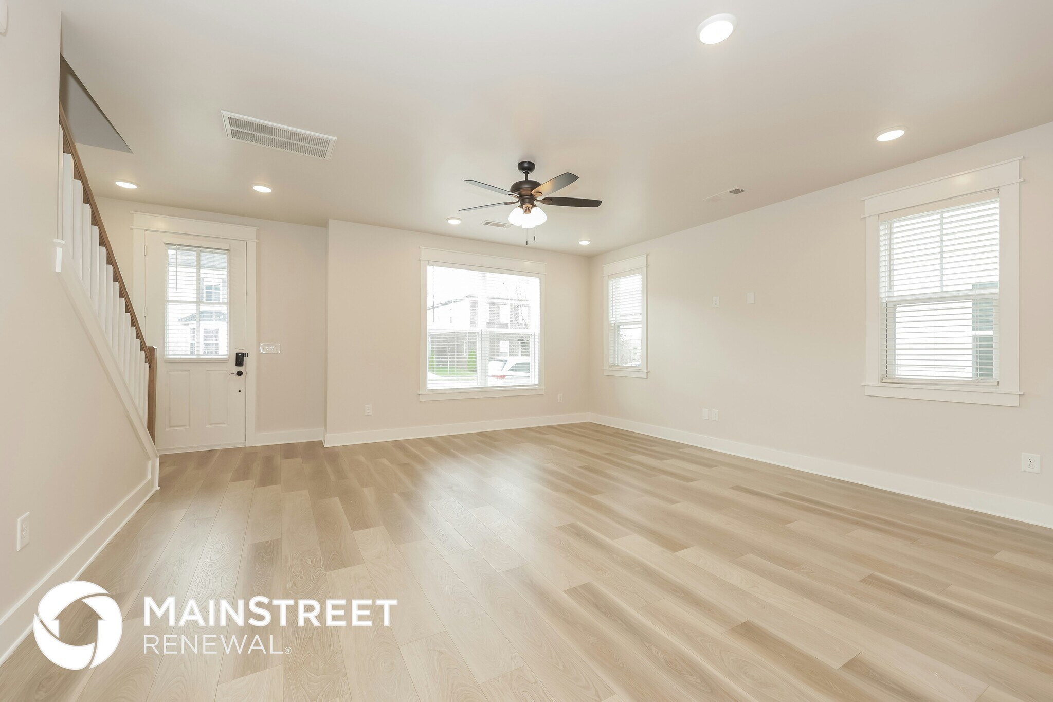 Building Photo - 149 Oasis Dr