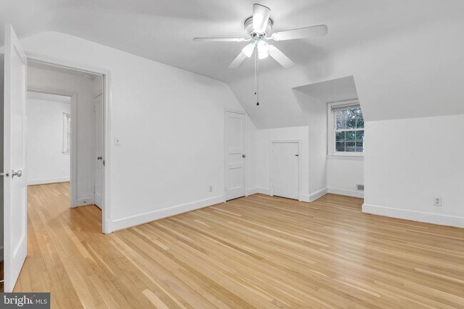 Building Photo - 5302 Baltimore Ave