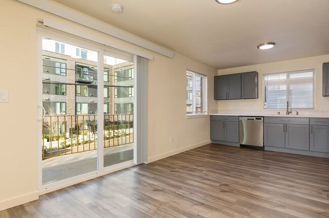Building Photo - Paula Marie Apartments