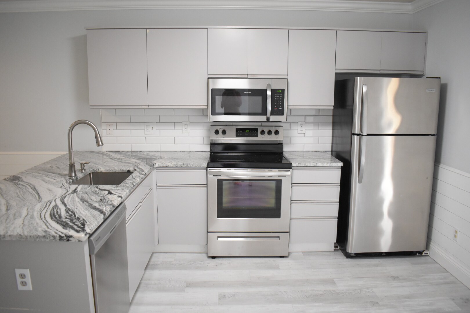 Building Photo - 522 S Kerr Ave