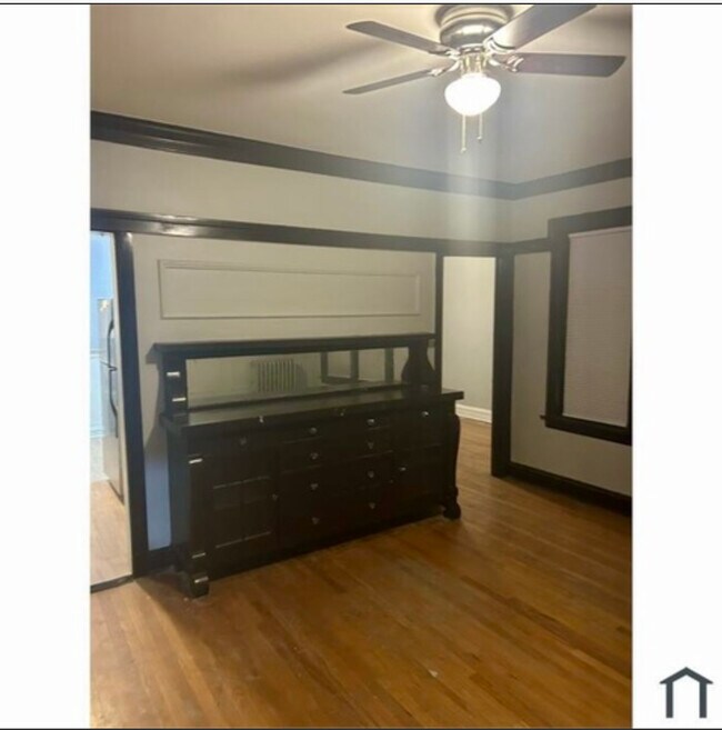 Building Photo - 8017 S Carpenter St