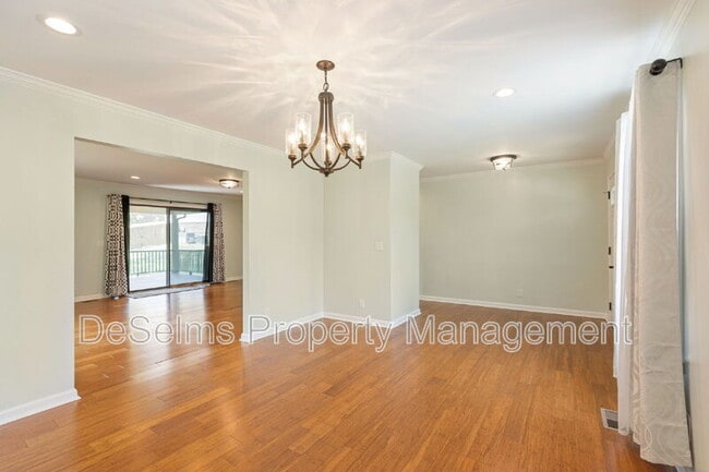 Building Photo - 6999 Tartan Dr
