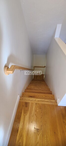 Building Photo - 40 Medford St